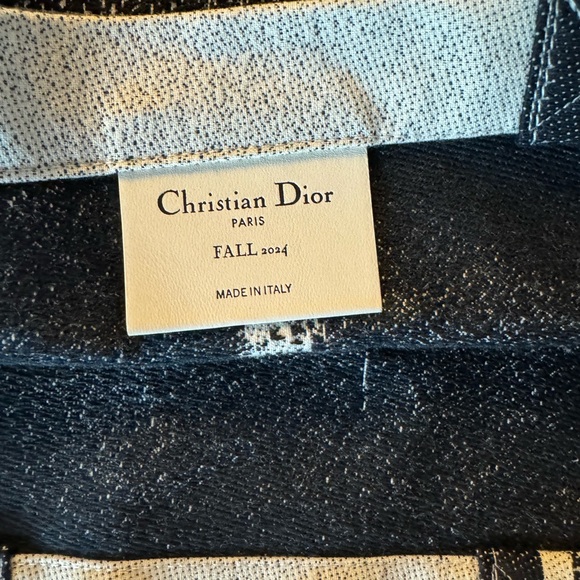 NEW Christian Dior Rare NYC Paris VIP Exclusive Tote Fall 2024 - Picture 7 of 11